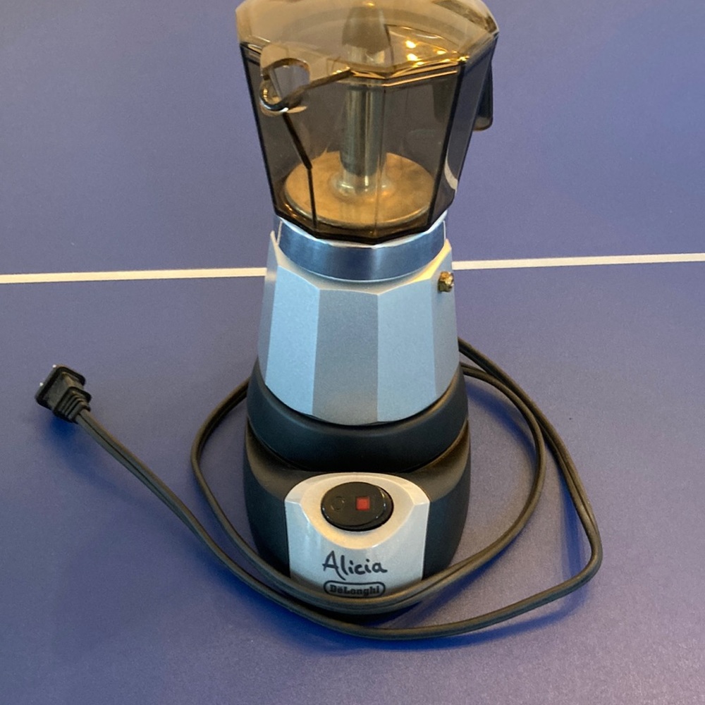 Italian coffee maker - electric - great for travel